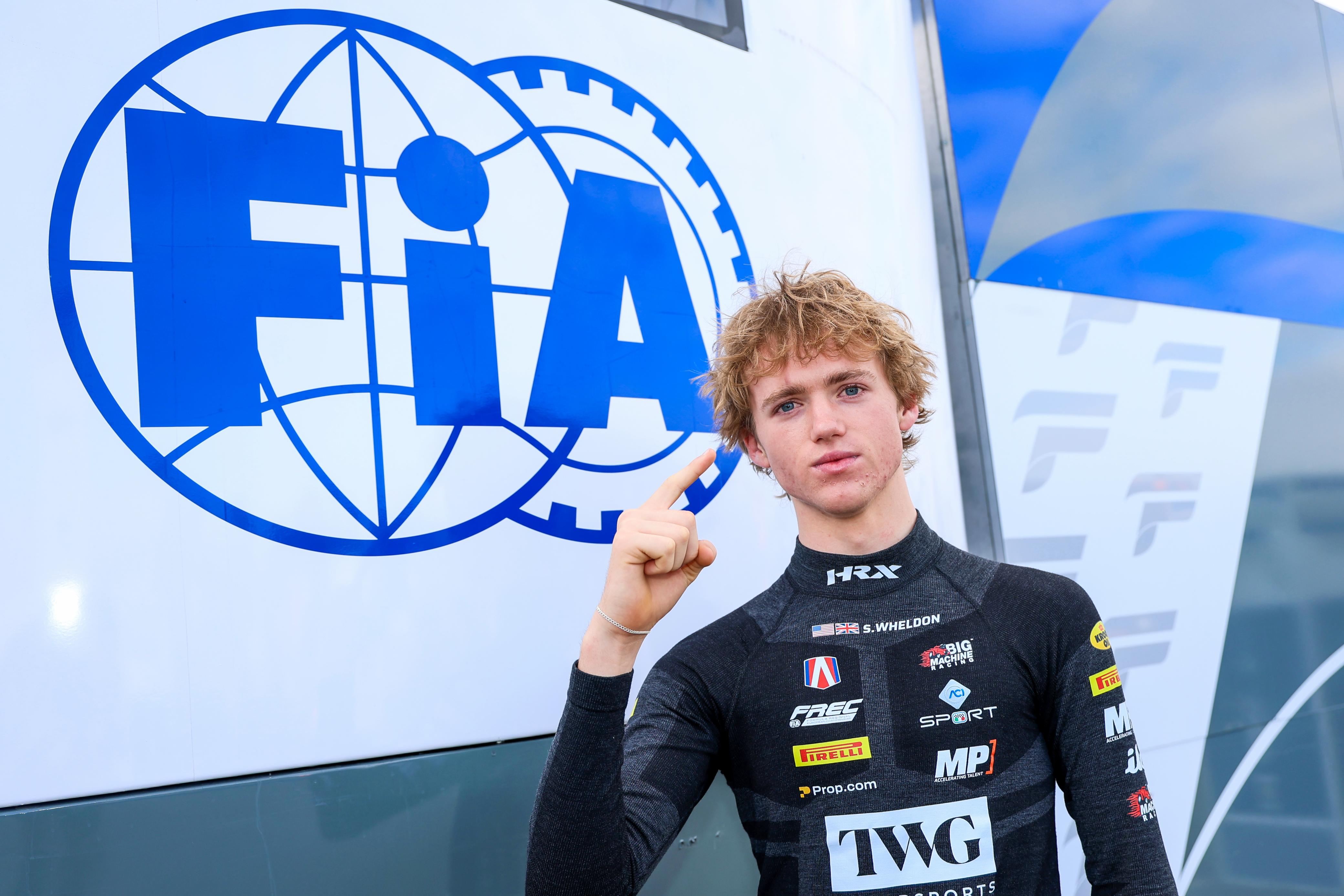 FREC: Wheldon stakes title claim with Race 1 pole