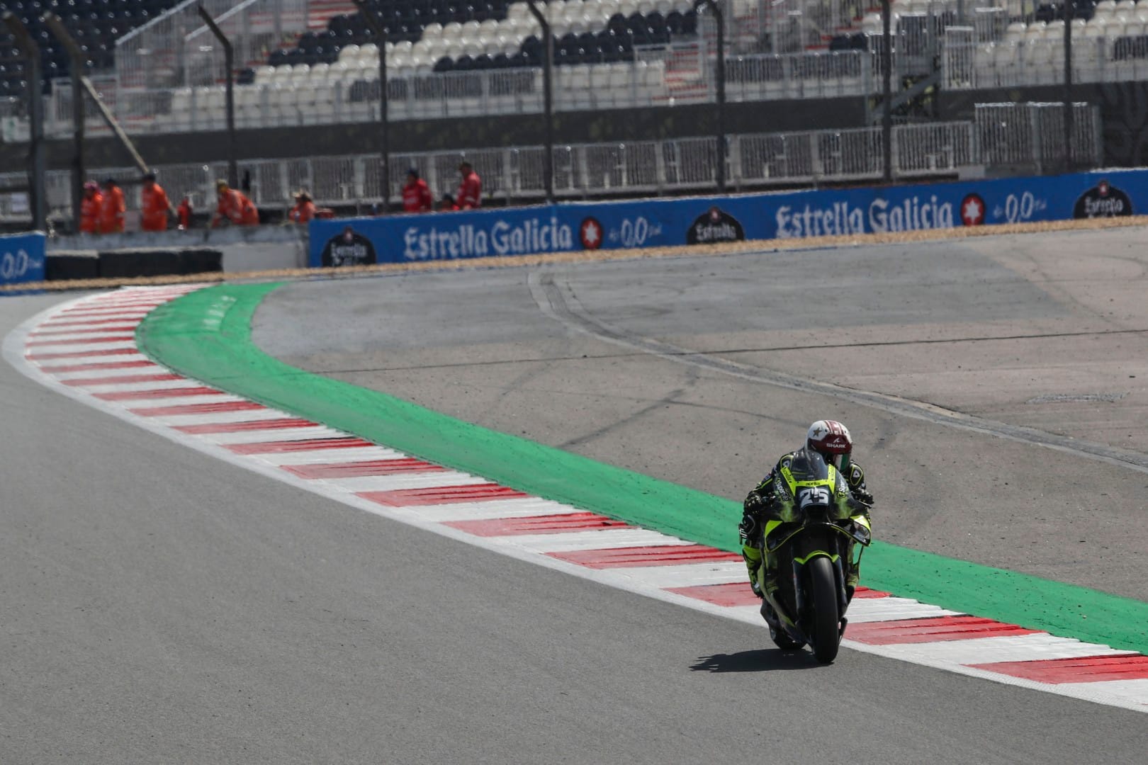 Fernandez wins British MotoGP at Silverstone