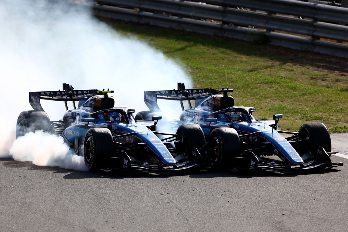Sainz accepts blame for contact with Albon at Zandvoort