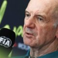 Adrian Newey holds McLaren MCL40 inspection at Spanish Grand Prix
