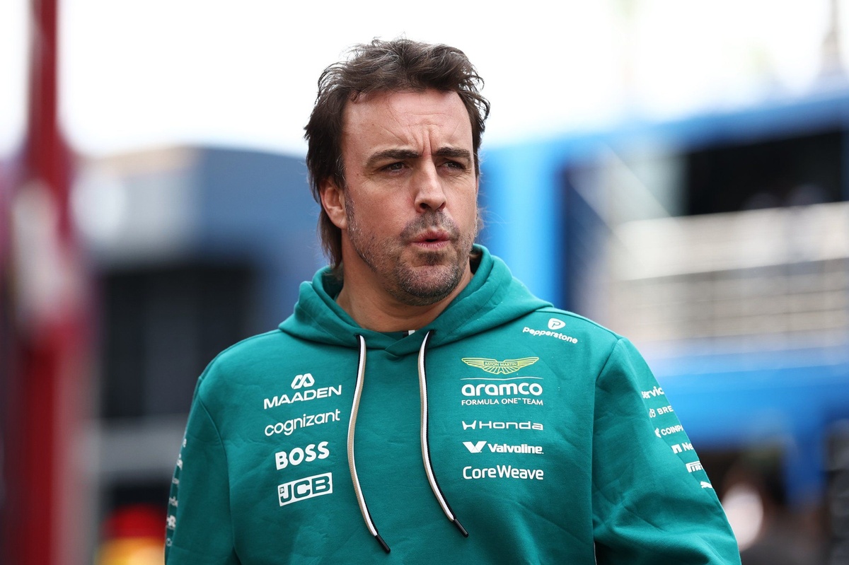 Alonso says there is no timeframe on Aston Martin future decision