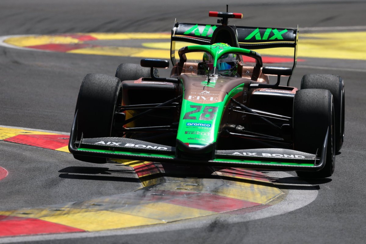 Crash-fest F3 test highlights potential Madrid F1 track danger zones with 19 red flags