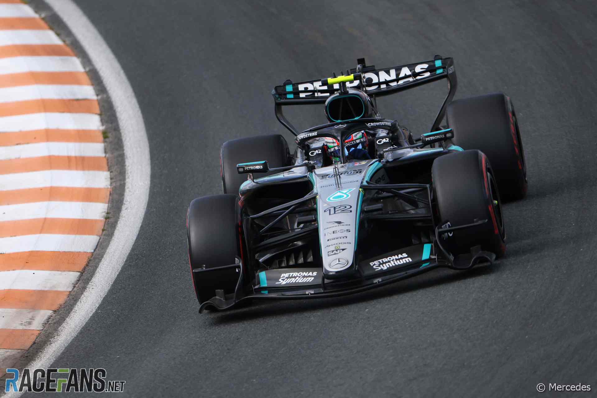 Antonelli says extra pit stop “put George at risk” too | Formula 1