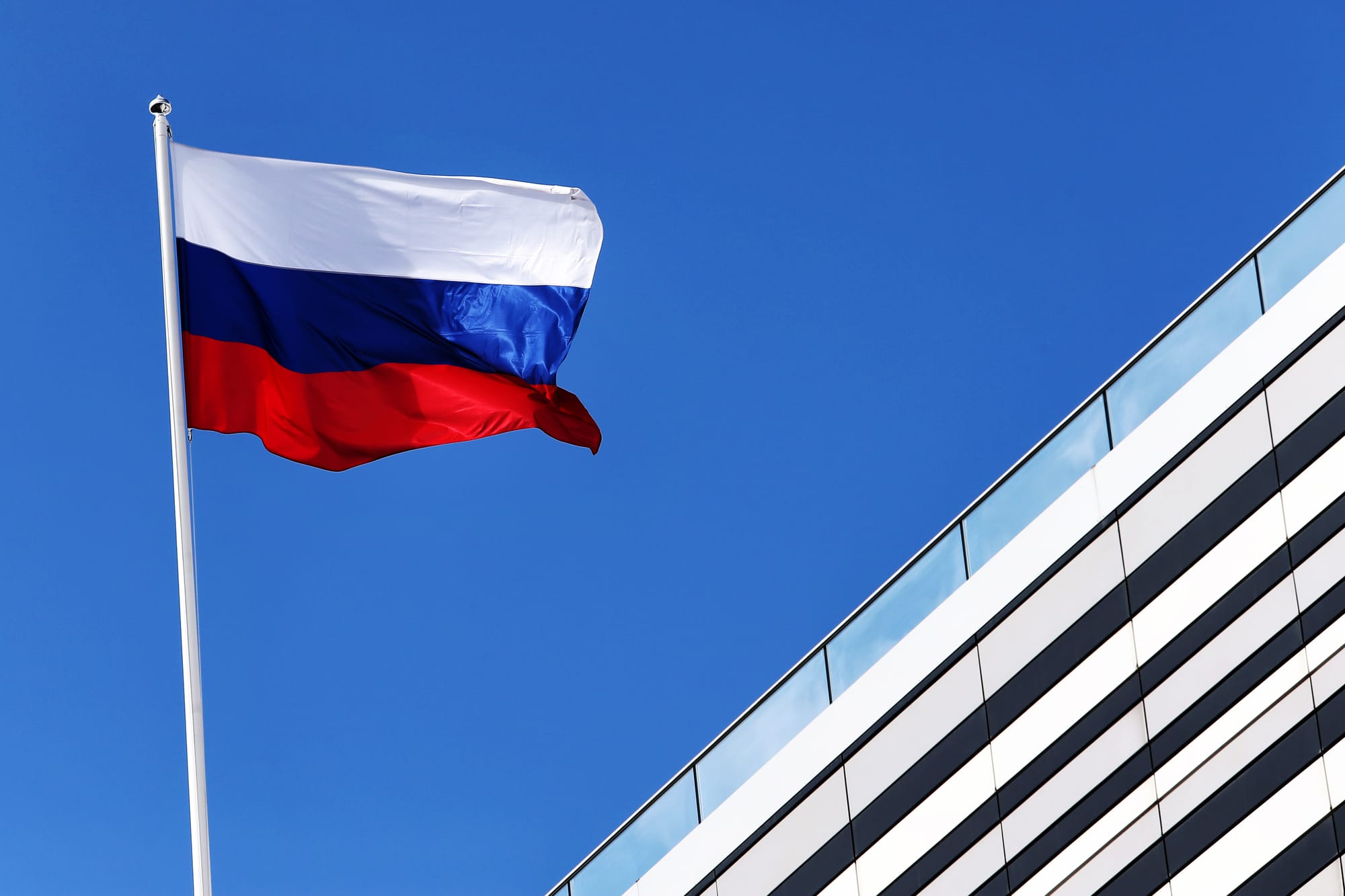 FIA lifts restrictions on Russian and Belarusian participation in motorsport