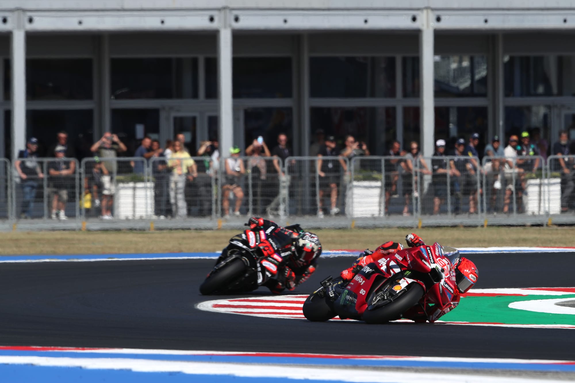 Marquez outfoxes Bezzecchi to take crucial Misano sprint win