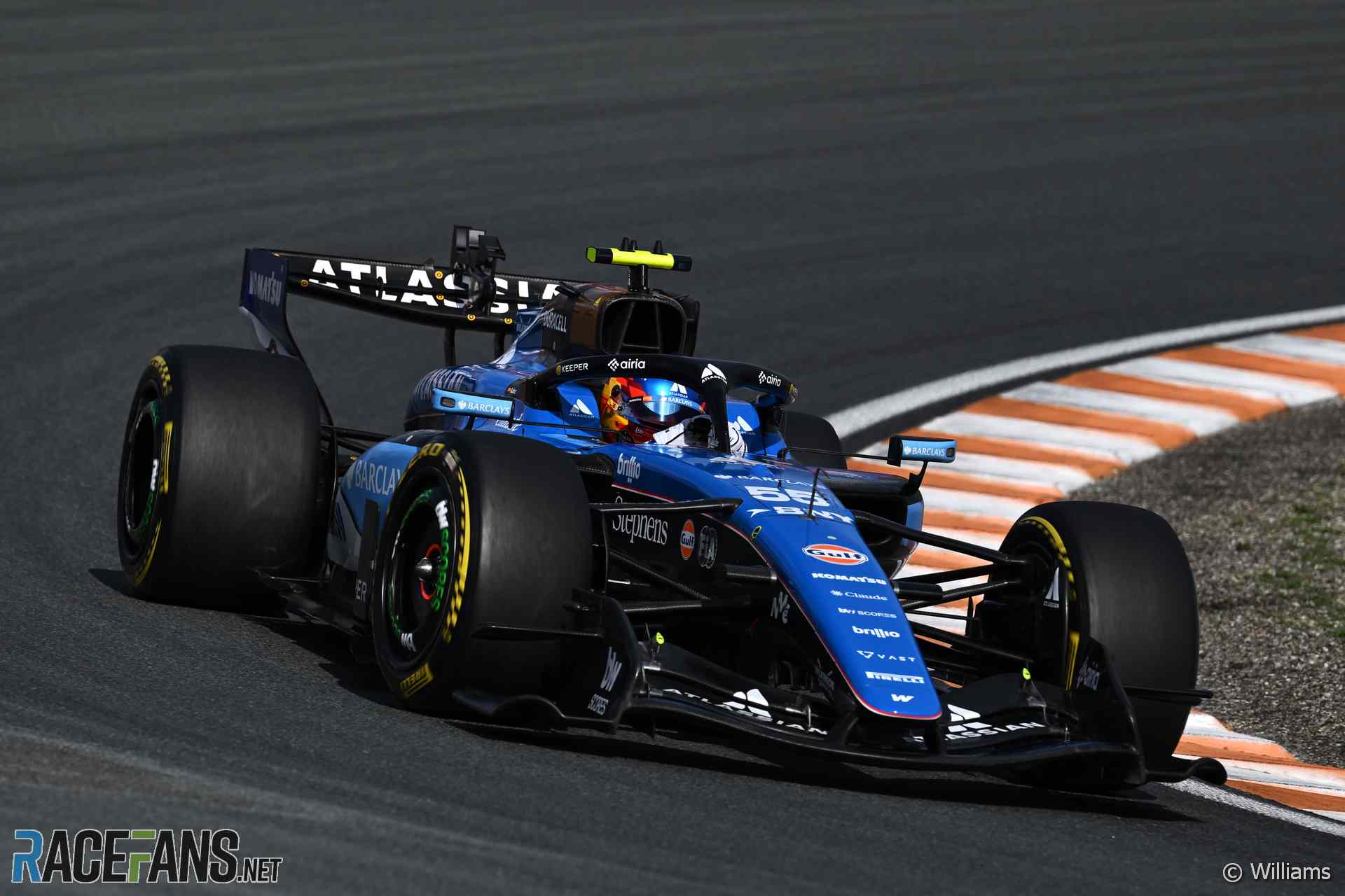 Sainz’s car compromised by trips through “aggressive” Zandvoort gravel in practice | Formula 1
