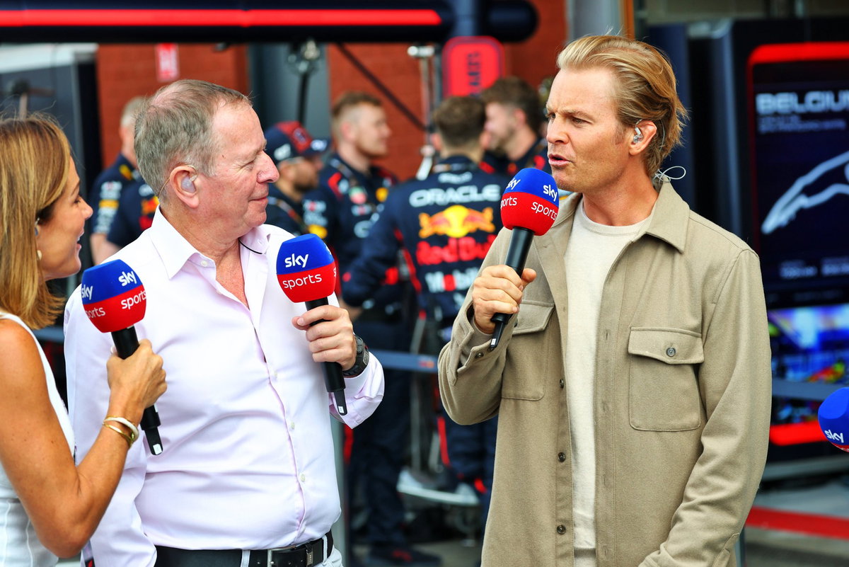 Nico Rosberg, Martin Brundle disagree in "100%" blame verdict on Lewis Hamilton-Charles Leclerc clash