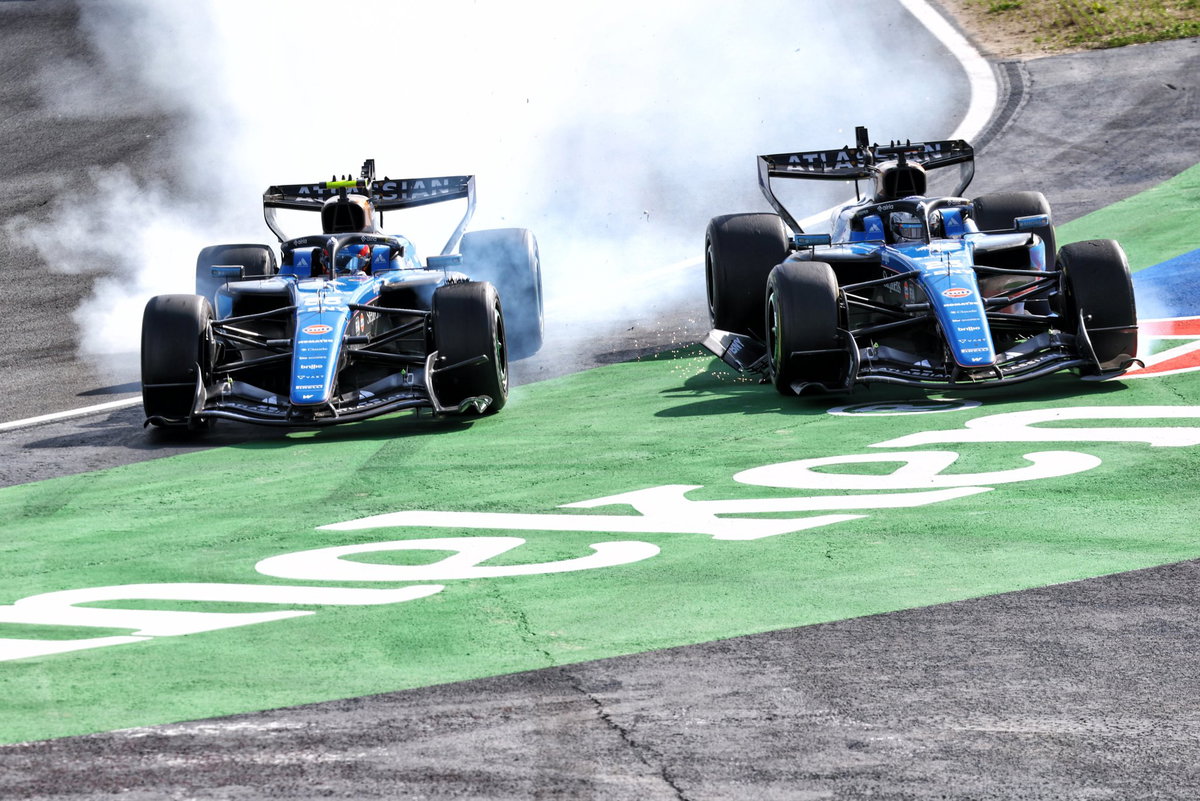 Williams accepts share of blame for Albon-Sainz Dutch GP collision