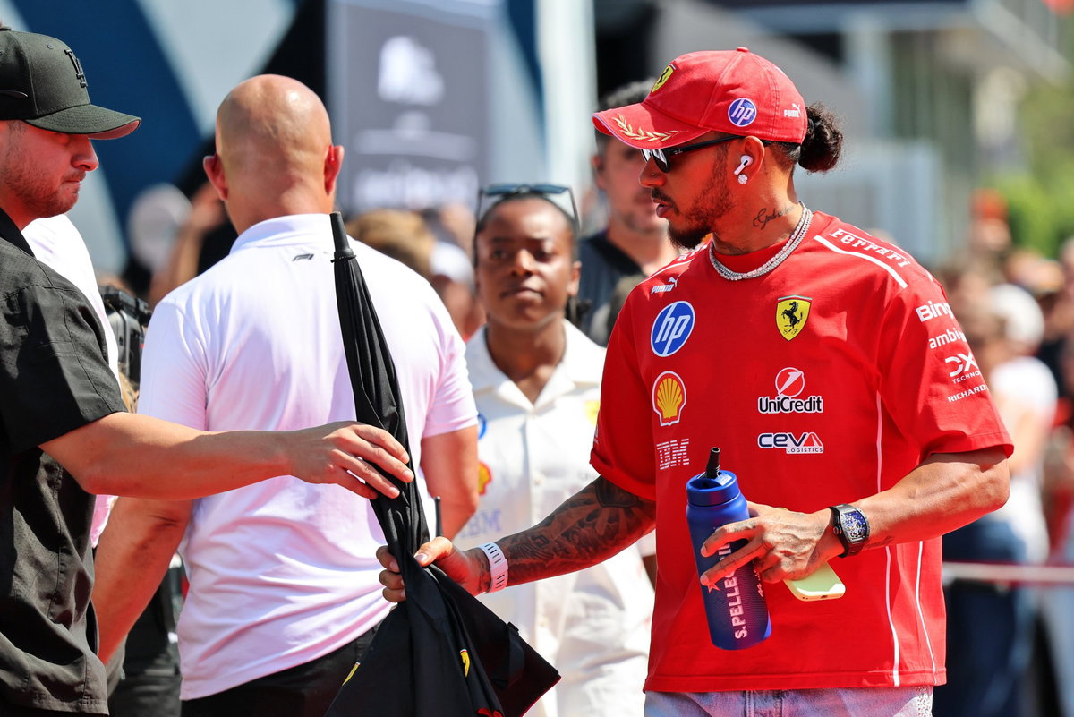 “Far too late” for Ferrari to prioritise drivers as Lewis Hamilton's F1 title hopes fade