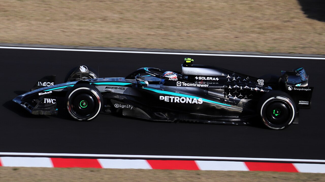 Mercedes W16