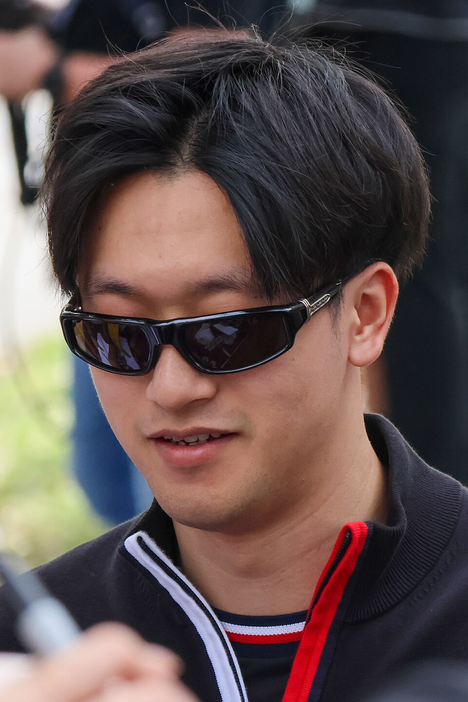 Guanyu Zhou